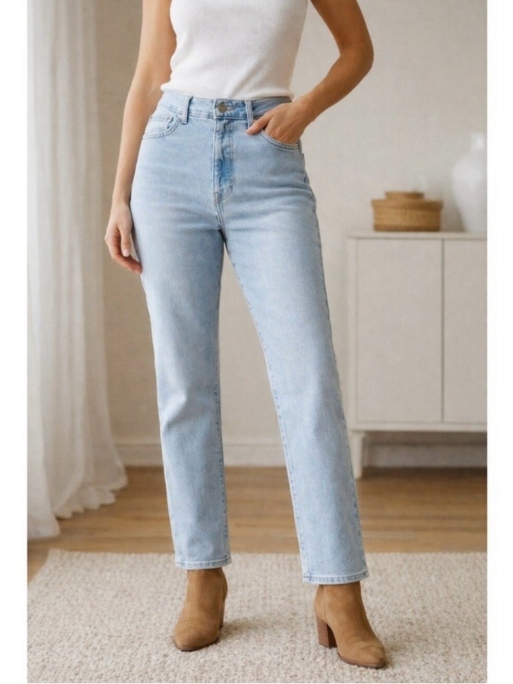 FRYE Light Wash High Rise Straight Leg Jeans 10 Blue 30